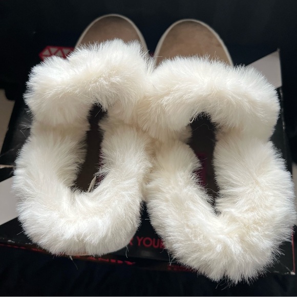 Rock & Candy by Zigi tan chukka boot in size 7 US. - Picture 5 of 8